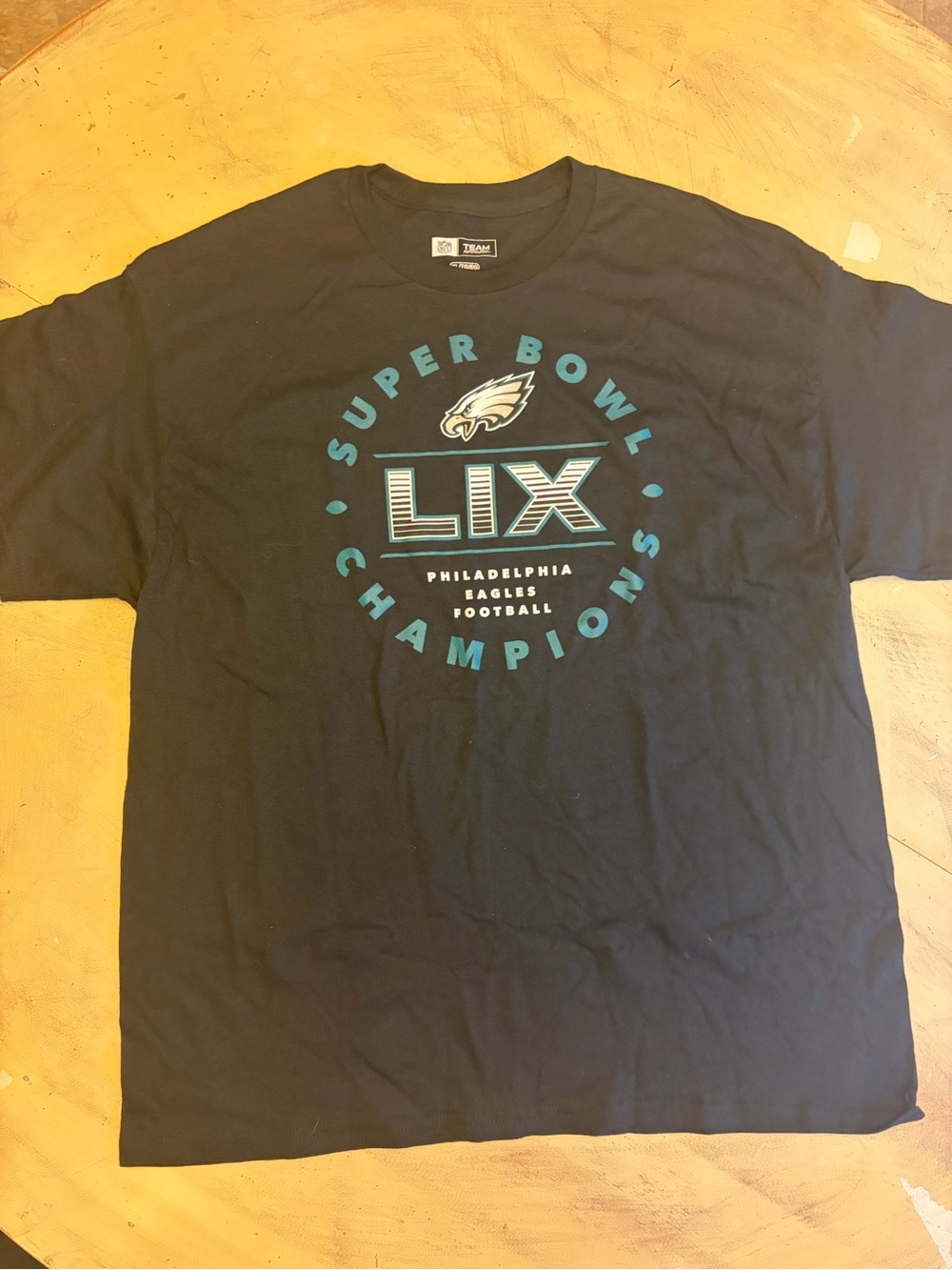 Mens Super Bowl LIX Philadelphia Eagles Football Champions Shirt Black Size XL